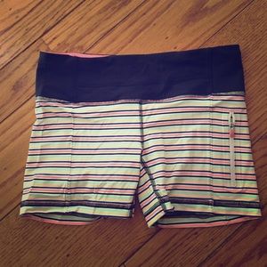 Lululemon stripped spandex