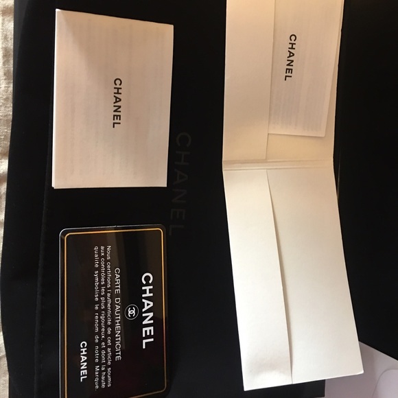 ❌SOLD❌Authentic Chanel WOC - Like New - Picture 4 of 4