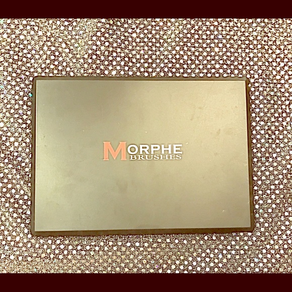 Morphe New 35E perfect for the holidays