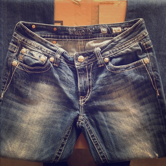 Miss Me Bootcut jeans
