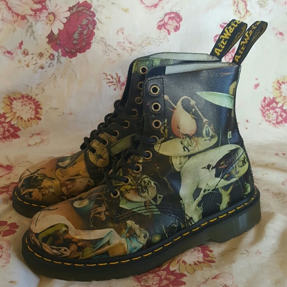 Dr. Marten Hell Boots