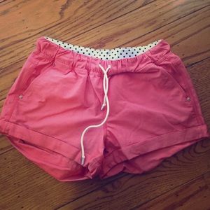 Salmon lululemon shorts