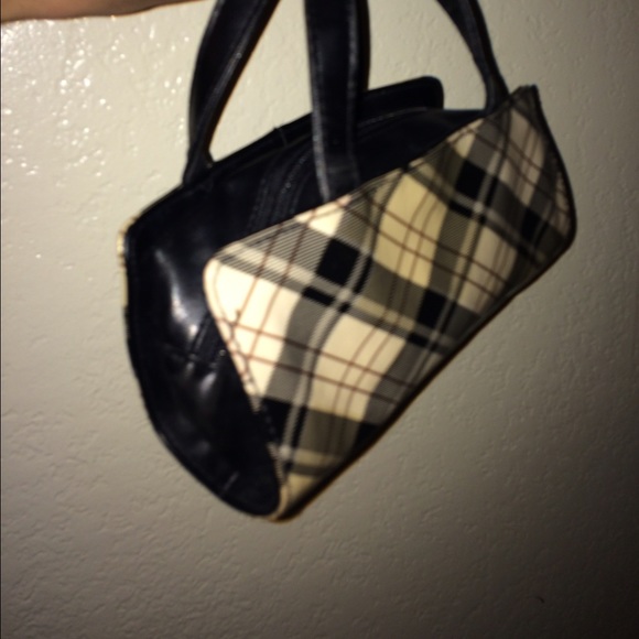 Kenneth Cole makeup bag - Picture 2 of 2