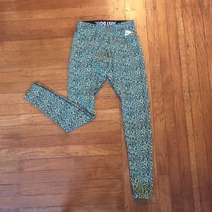 Nike neon yellow and black cotton ankle leggings