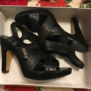 Nine West Victoriar Strappy Leather Black Sandals