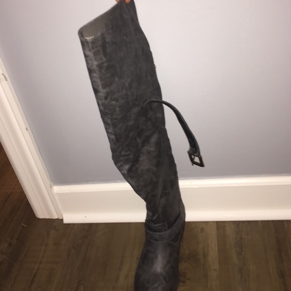 Ordered them online, but got wide calf:( - Picture 2 of 3