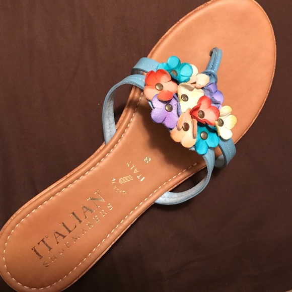NWT SANDALS
