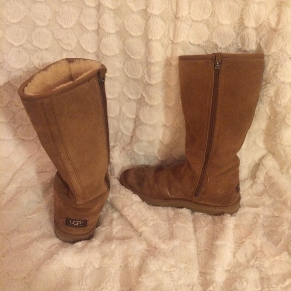 Women's Tan Tall Ugg Boots Size 8 Comfy