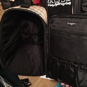 AUTHENTIC Burberry  brand new rare "golf bag"