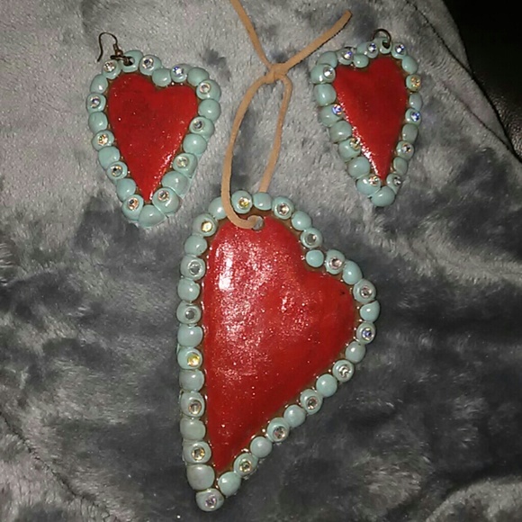 D'vine designs Heart Earrings Pendant Set