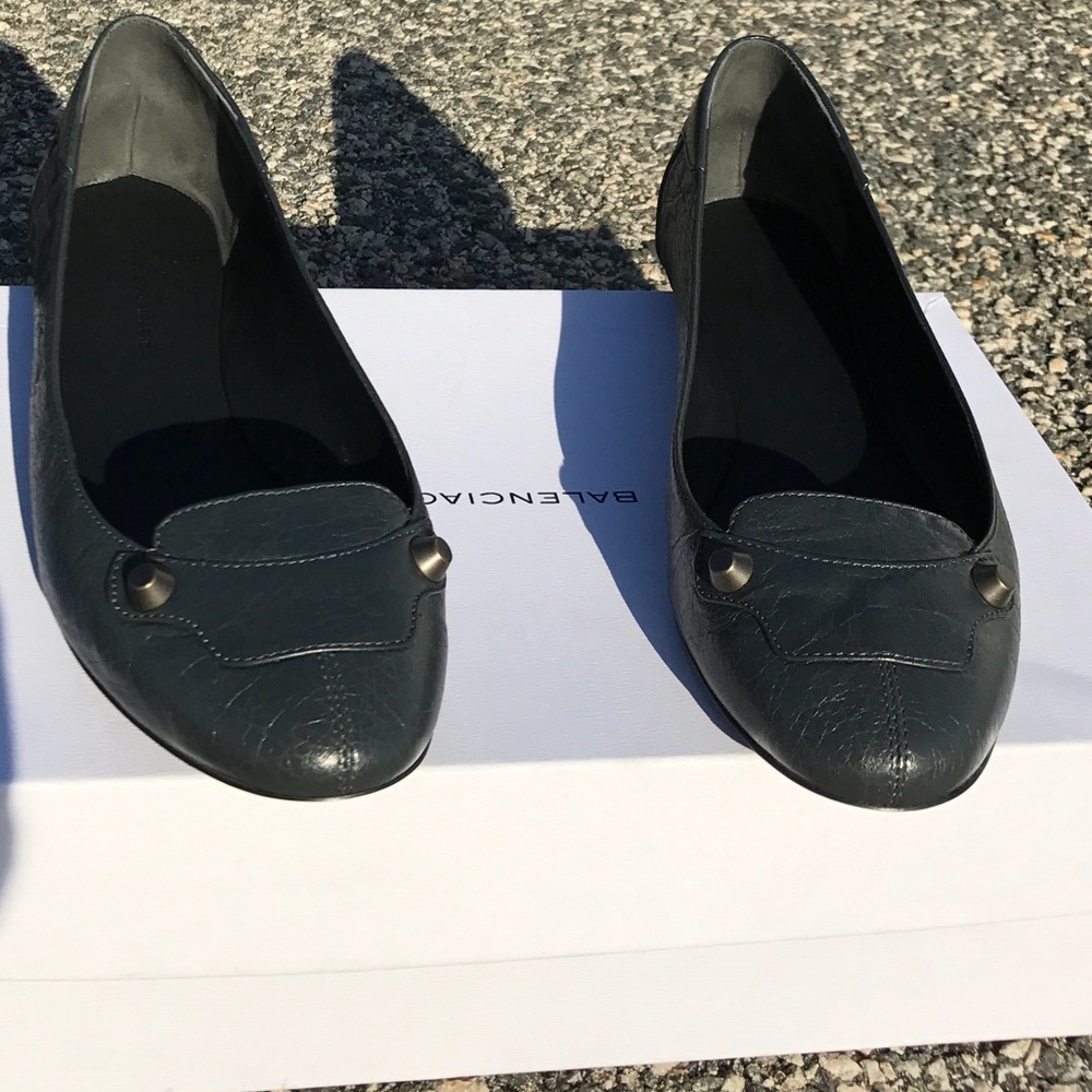 NEW Balenciaga Arena Classic Flats in Anthracite
