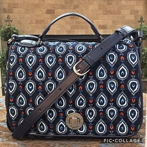 NWT! Vera Bradley Turn-Lock CrossBody Bag! NWT! Vera Bradley Turn-Lock CrossBody Bag!