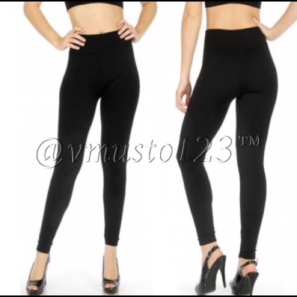 PLUS FLEECE Solid Black Legging - Picture 2 of 3
