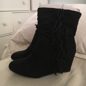 AE - Black Fringe Bootie