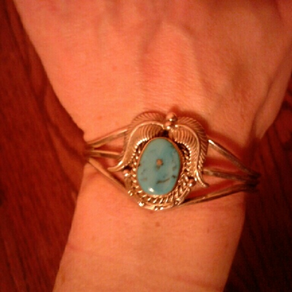 Vintage Navajo Silver & Turquoise Cuff Bracelet - Picture 3 of 3