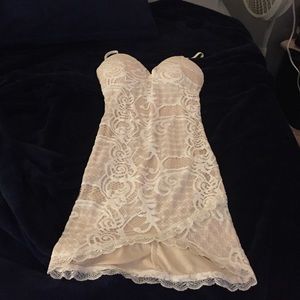 Cream fitted lace Xenia dress