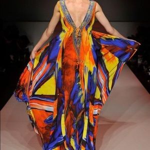 Camila Franks 100% luxury silk dress