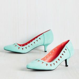 Mint faux suede heels