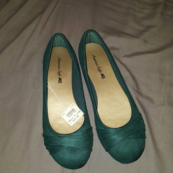 American Eagle flats
