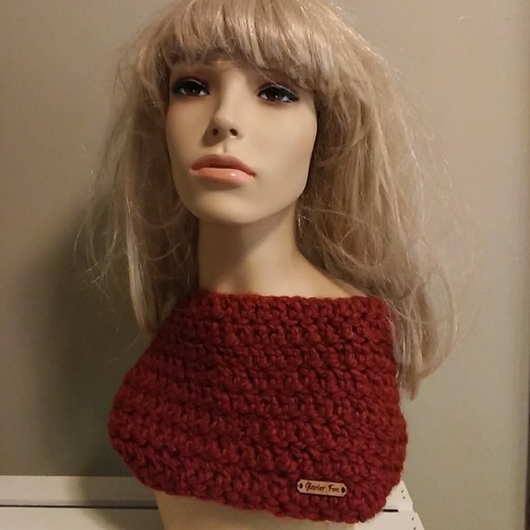 Crochet Infinity Cowl Scarf Gold or Spice (red) - Picture 1 of 5