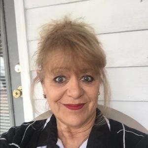 Meet your Posher, Marci