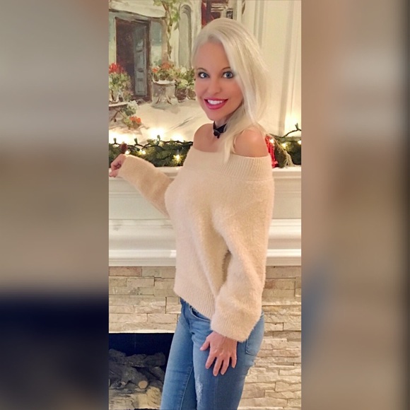 Blush super soft off shoulder sweater! - Picture 3 of 3