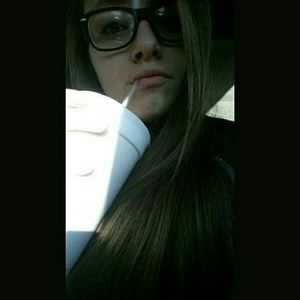 Meet your Posher, Jasmine