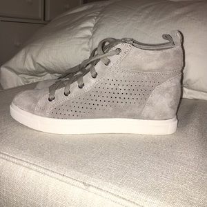 Steve Madden Wedge Sneaker - Gray - Size 8.5