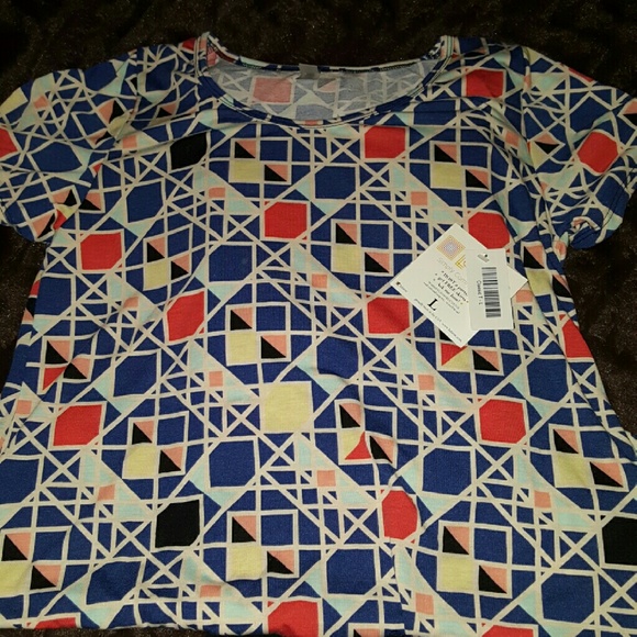 Lularoe Large Classic T
