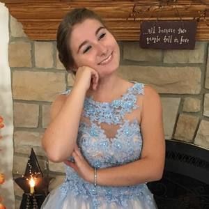 Meet your Posher, Camryn