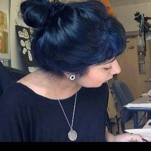 Meet your Posher, Magdalena