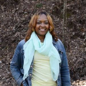 Meet your Posher, Yolanda