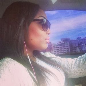 Meet your Posher, Daaima