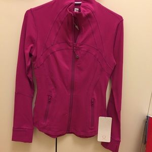 NWT lululemon define jacket, size 4