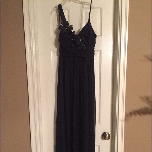 A formal long black dress