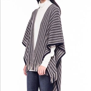 •Woven & Fringed• Knit Poncho (Navy Blue)