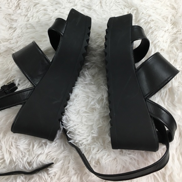 NEW Steve Madden Sandals A3 - Picture 3 of 5