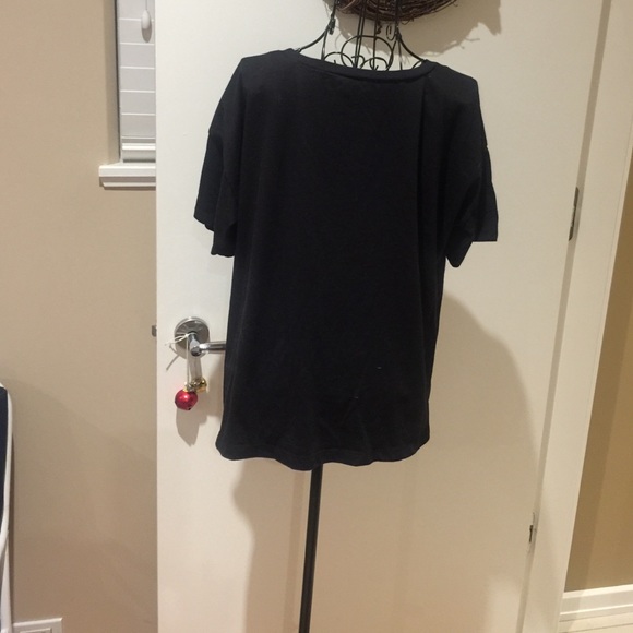 Graphic tee - Picture 2 of 2