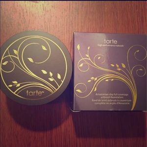 NWT Tarte Amazonian clay airbrushed foundation