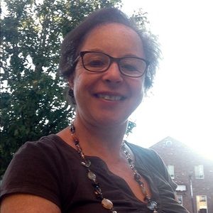 Meet your Posher, Maya