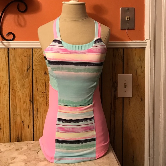 Ivivva top