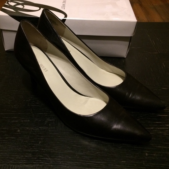 Nine west black heals