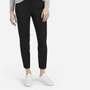 Everlane slim trousers in size 2
