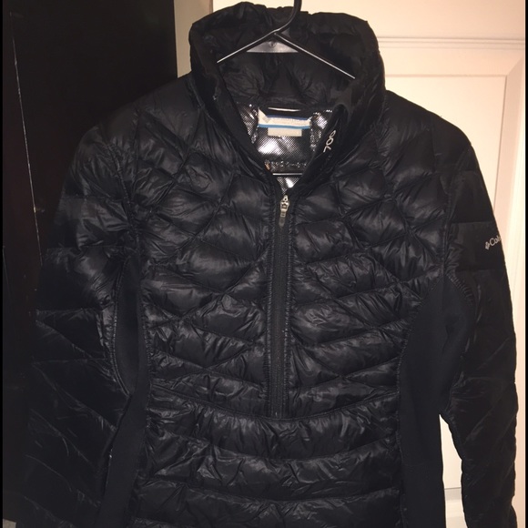 Black down Columbia jacket