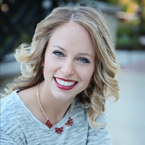 Meet your Posher, Kelsey
