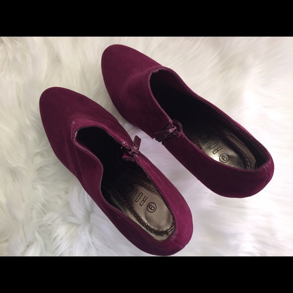 Dark Fuschia and silver high heel shoes by Rouge! - Picture 3 of 4