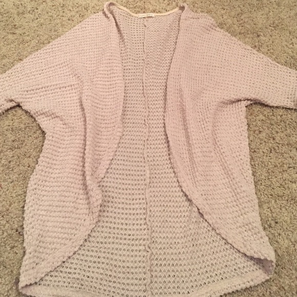 Sweaters - Very cute knitted cardigan!!