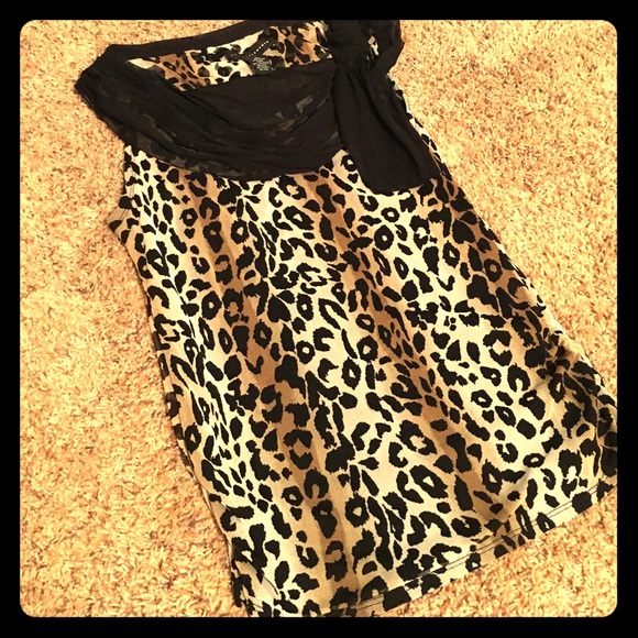 Sleeveless Leopard Print Blouse