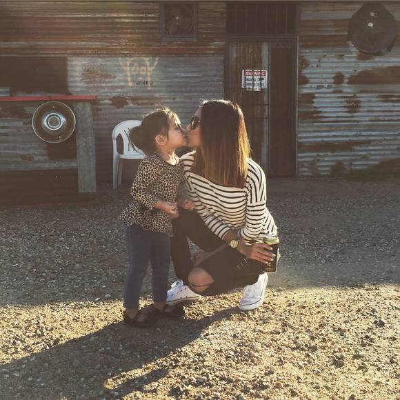 Meet your Posher, Katria - Picture 1 of 1