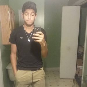 Meet your Posher, Eduardo